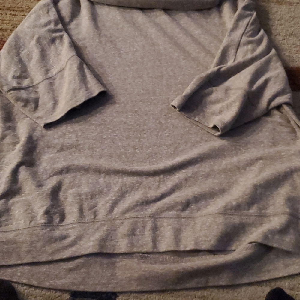 Sweater - Picture 2 of 3